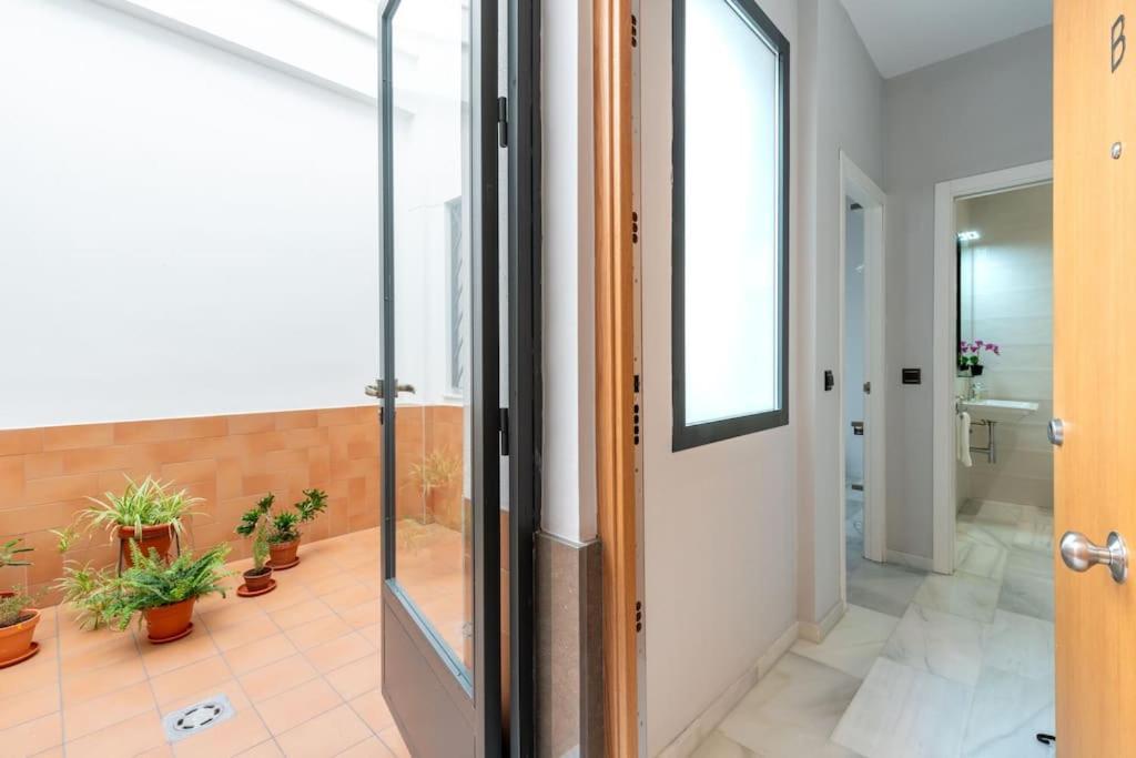 Coqueto Apartamento Para Descubrir Sevilla Exterior foto
